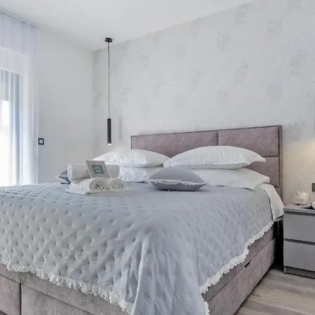 Luxury Oriolus, Heated Pool, Sauna, Split Βίλα Srinjine