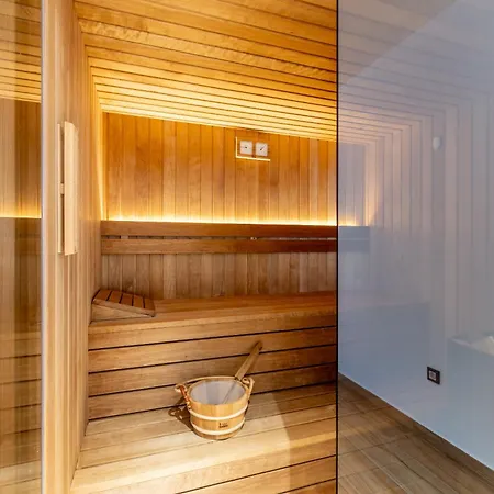 Luxury Oriolus, Heated Pool, Sauna, Split