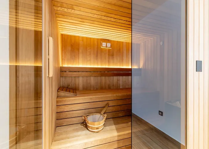 Luxury Oriolus, Heated Pool, Sauna, Split